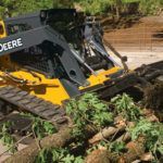 John Deere 323D track loader