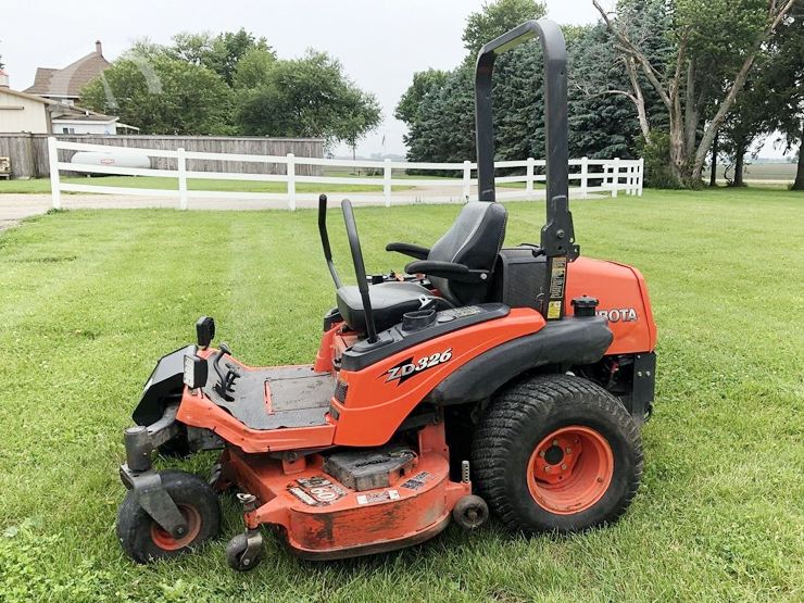 Kubota Zd326 Zero Turn Riding Mower Rental From 290