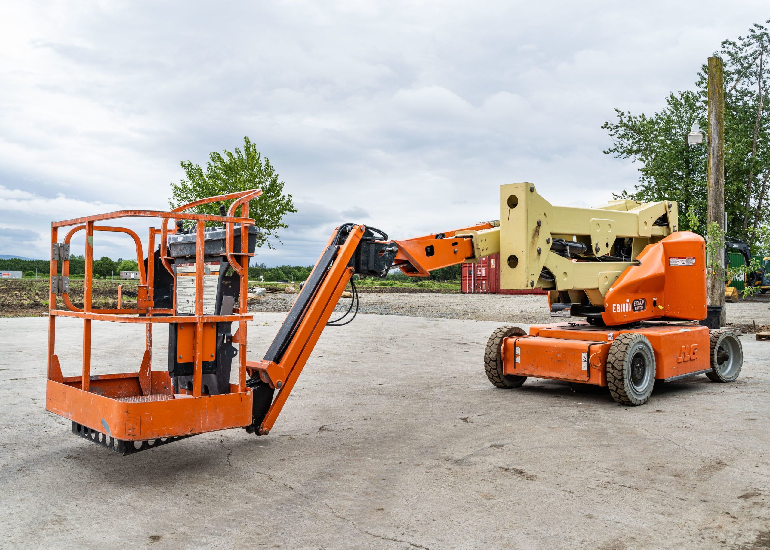 Rent a JLG E400AJPN Boom Lift starting 275/day